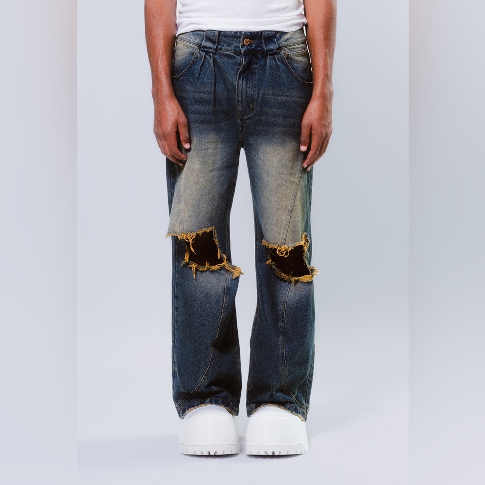 NEAUX DUOBT Stylish Blue Distressed Jeans for Men